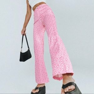 Princess Polly *BRAND NEW* Pink Leopard Pants